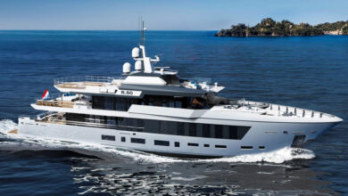 yacht booking dubai